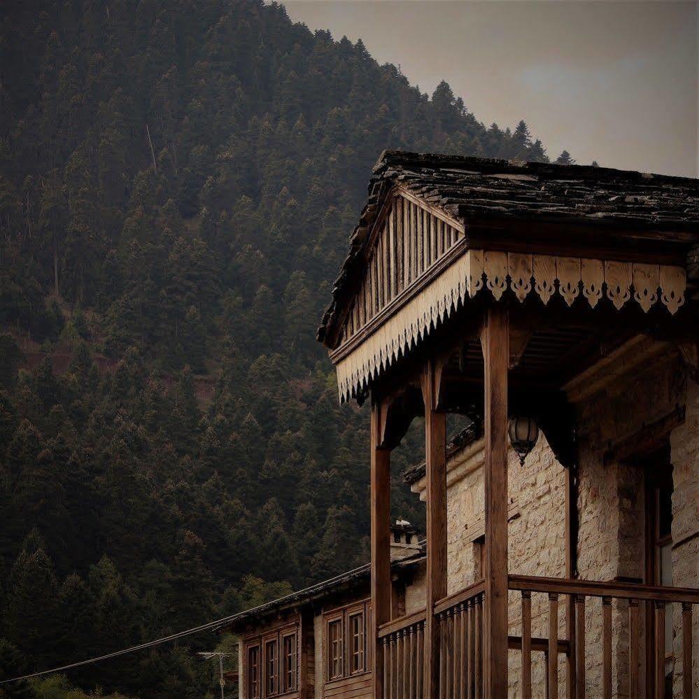 Old Inn Gorianádhes Exteriör bild